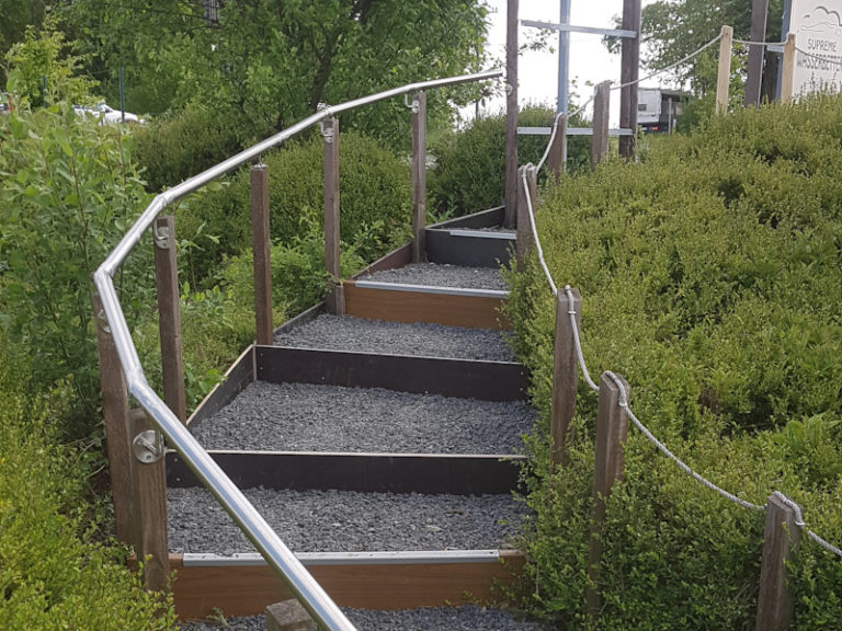 Treppe ausgebessert…